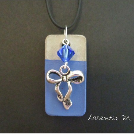 Pendant Necklace "Node" with blue Swarovski cristal pearl on rectangle concrete pad painted blue