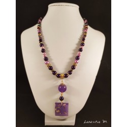 Necklace with purple resin pendants, waxed pearls and Bohemian crystal