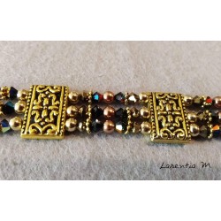 3 rows bracelet in Swarovski crystal beads, brown and black gradient