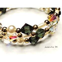 3-row bracelet made of Swarovski crystal beads, white and black, with white waxed beads. Shape memory metal