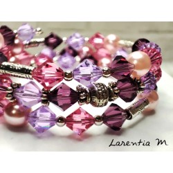 Bracelet 3 rangs en perles de cristal de Swarovski, violet et rose, séparées par des perles cirées roses et perles métal