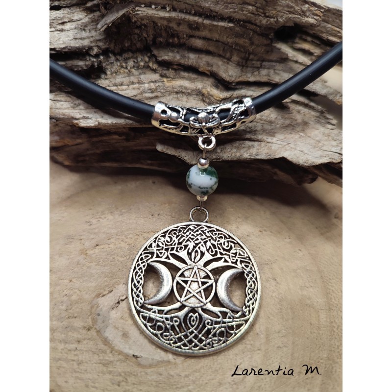 Choker necklace with Chrysocolla beads and silver tree of life pendant