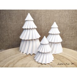 3 SapinS de Noel en céramique blanche