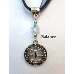 Collier avec médaillon Signe Astrologique