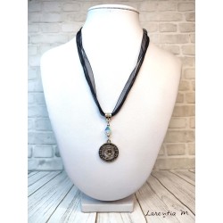 Collier avec médaillon Signe Astrologique
