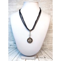 Collier avec médaillon Signe Astrologique
