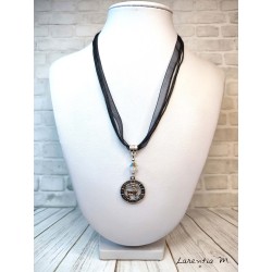 Collier avec médaillon Signe Astrologique