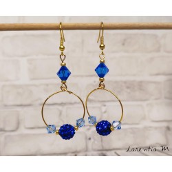 Boucles d'oreilles créoles fantaisie Swarovski bleu foncé