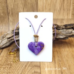 Collier pendentif Coeur en pâte polymère et perles métal dorées