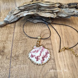 Collier pendentif coquillage en nacre