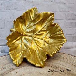 Hand-painted ceramic maple leaf tray