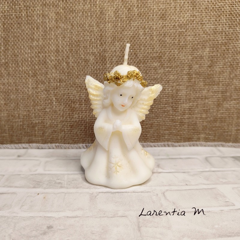 Angel candle made of vegetable wax