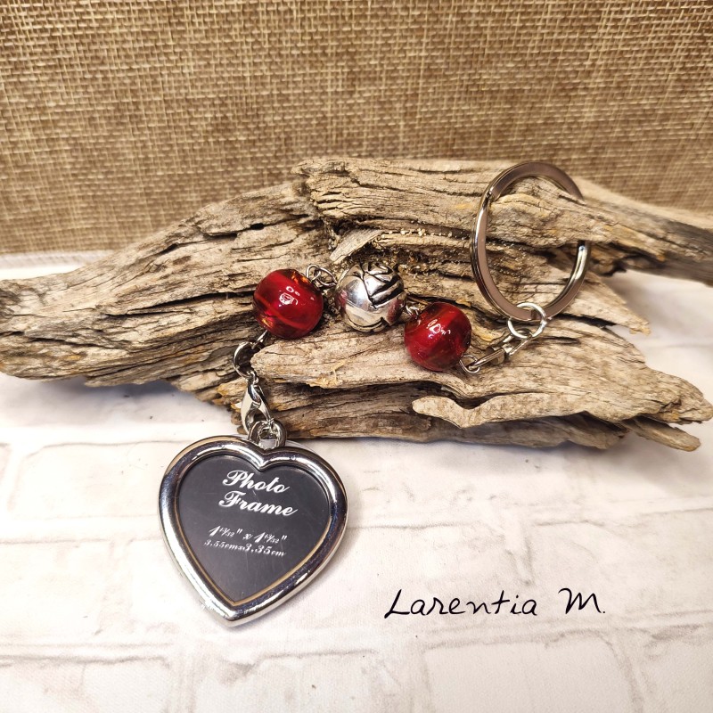 Porte-clés coeur étui photo avec perles