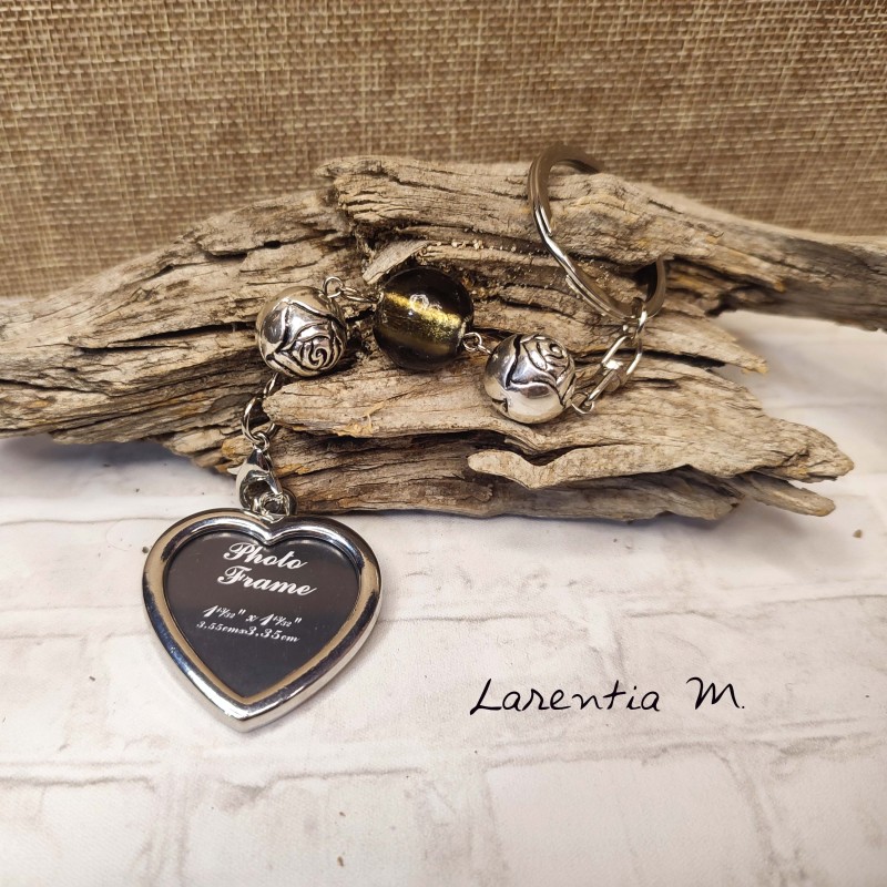 Photo case heart keychain with beads