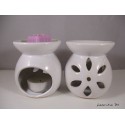 Perfume burner in ceramic, white, flower