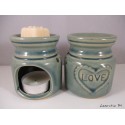 Perfume burner in ceramic, green, Love