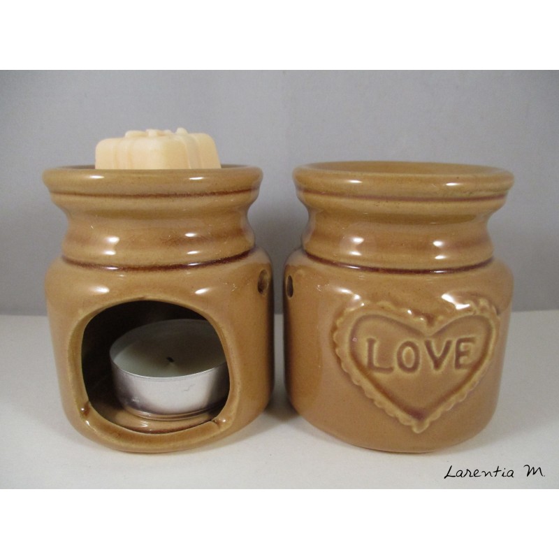 Perfume burner in ceramic, brown, Love