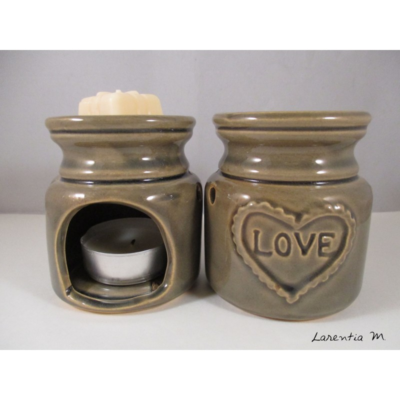 Perfume burner in ceramic, taupe, Love