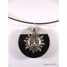 Collier ras de cou rond béton noir et soleil argenté