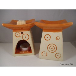 Perfume burner in ceramic, Pagoda, Orange