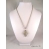 Collier béton losange, pendentif fée sur perle grise, cordon daim gris