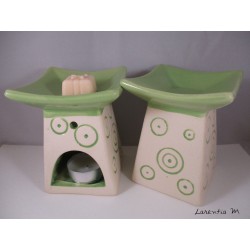 Perfume burner in ceramic, Pagoda, Green
