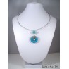 Collier rond béton gris/bleu, perle turquoise, chat argenté, ras de cou rigide gris