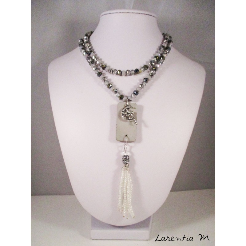 Bohemian crystal necklace beige beads, waxed coffee, concrete rectangle pendant with golden sun, feather and brown Shamballa Bohemian crystal necklace beige beads, waxed coffee, concrete rectangle pendant with golden sun, feather and brown Shamballa