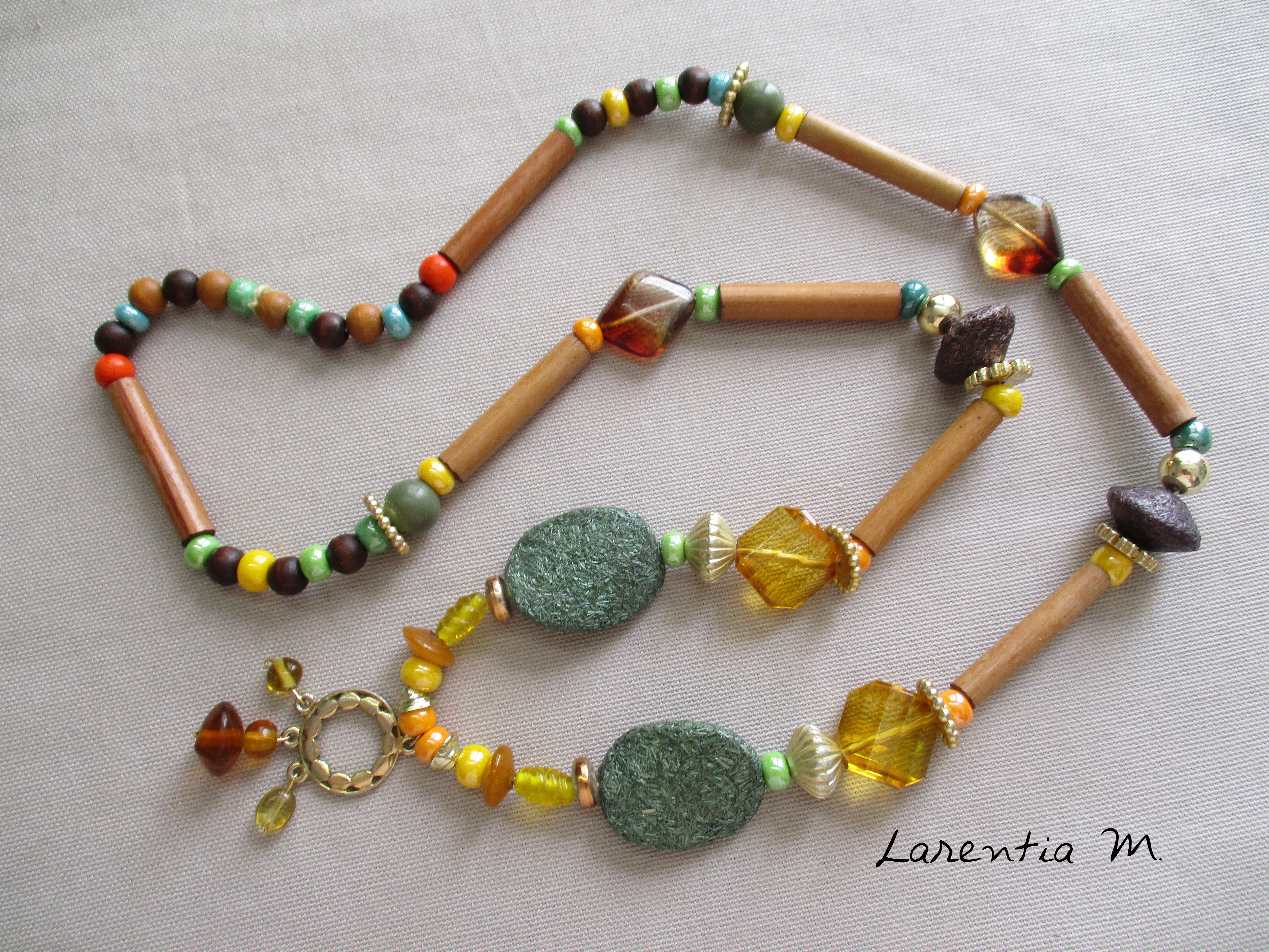 Long Necklace 50 Cm Green Brown Yellow With Pendant