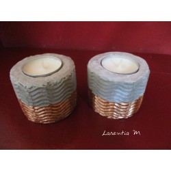 2 Candlesticks wavy concrete short